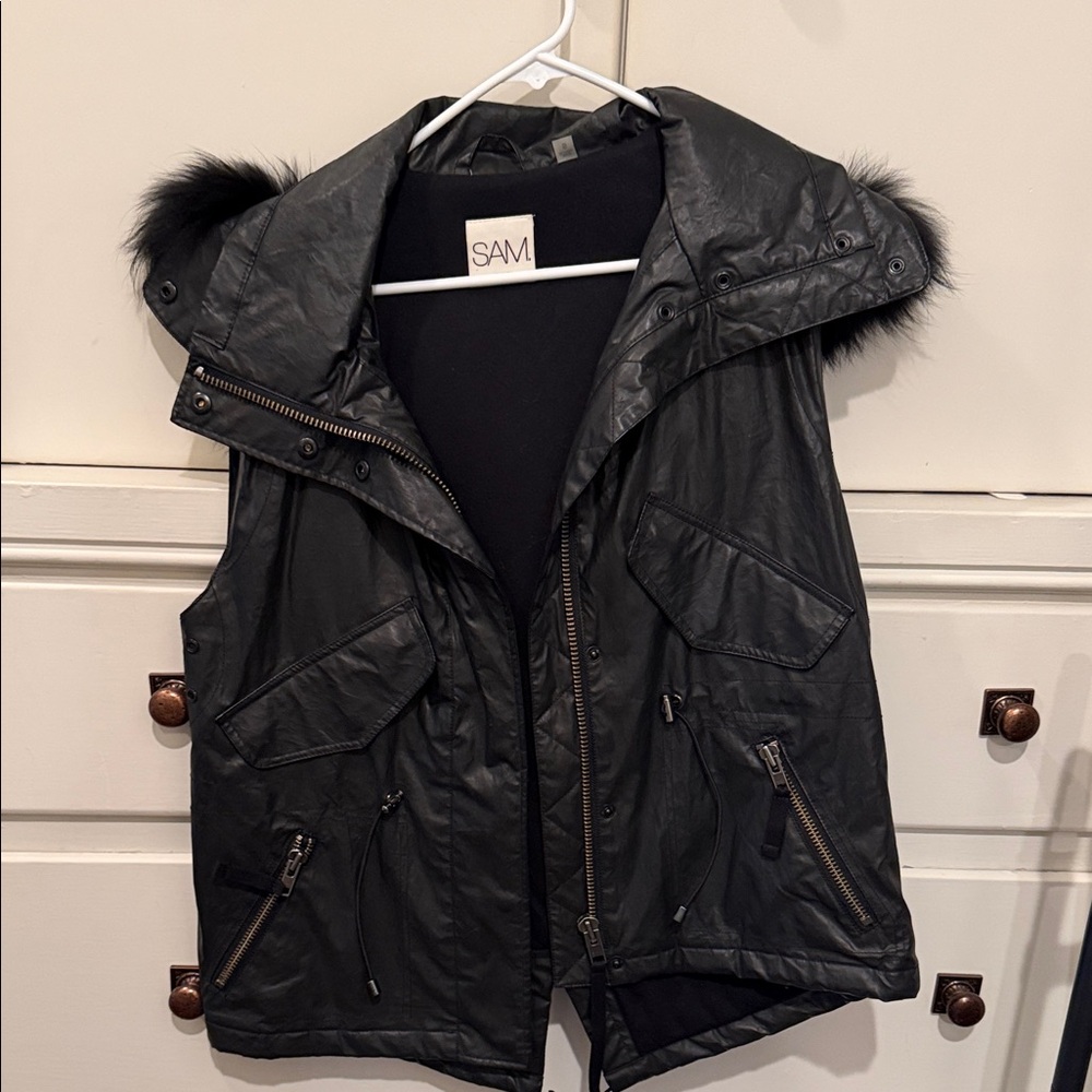SAM. Women's Charcoal Hooded Vest